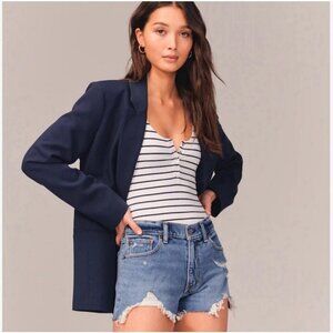 NEW! Abercrombie & Fitch The Mom Short Mid Rise Distressed Denim Jean Blue 25/0